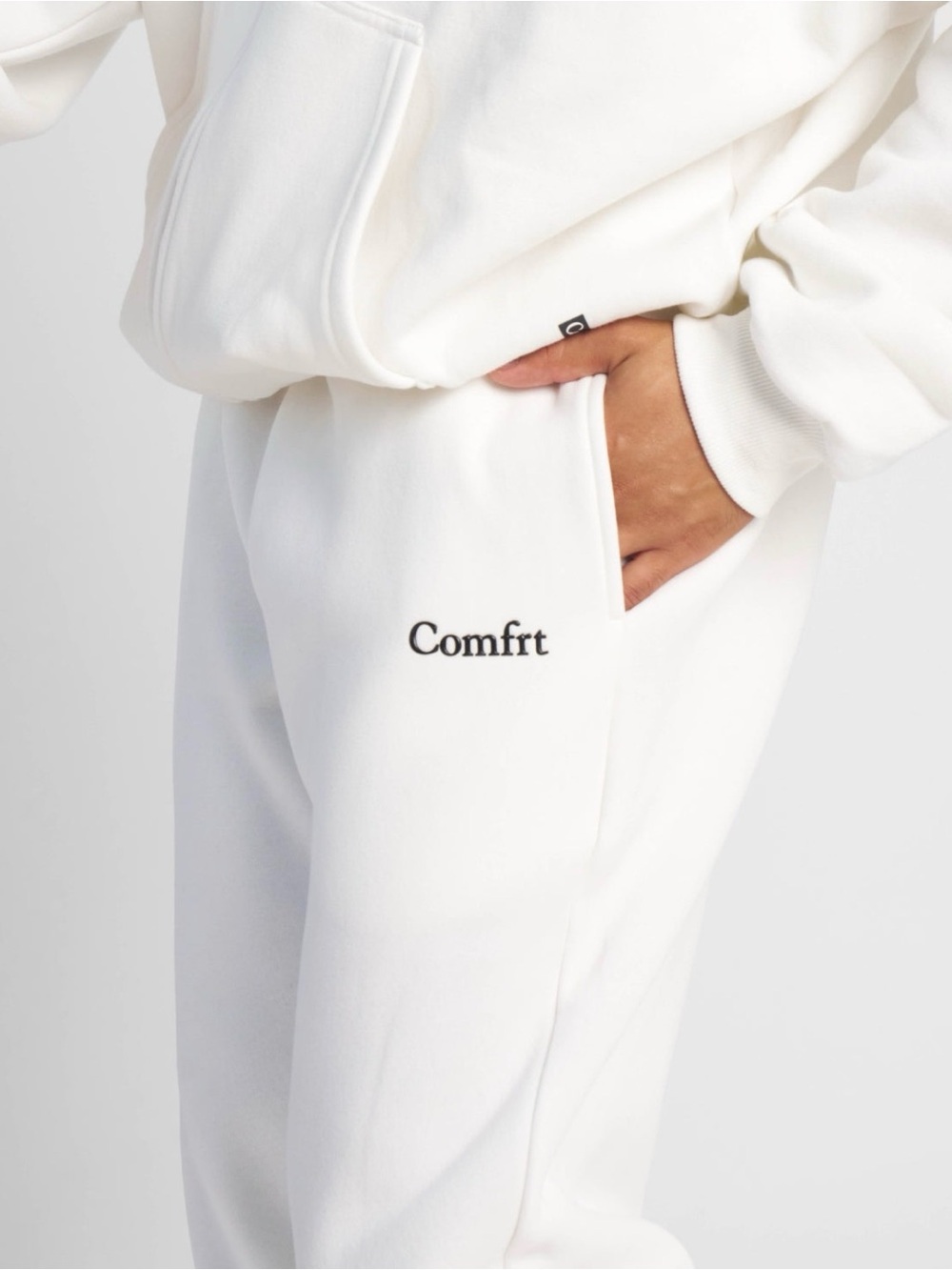 Comfrt White Jogger Pants